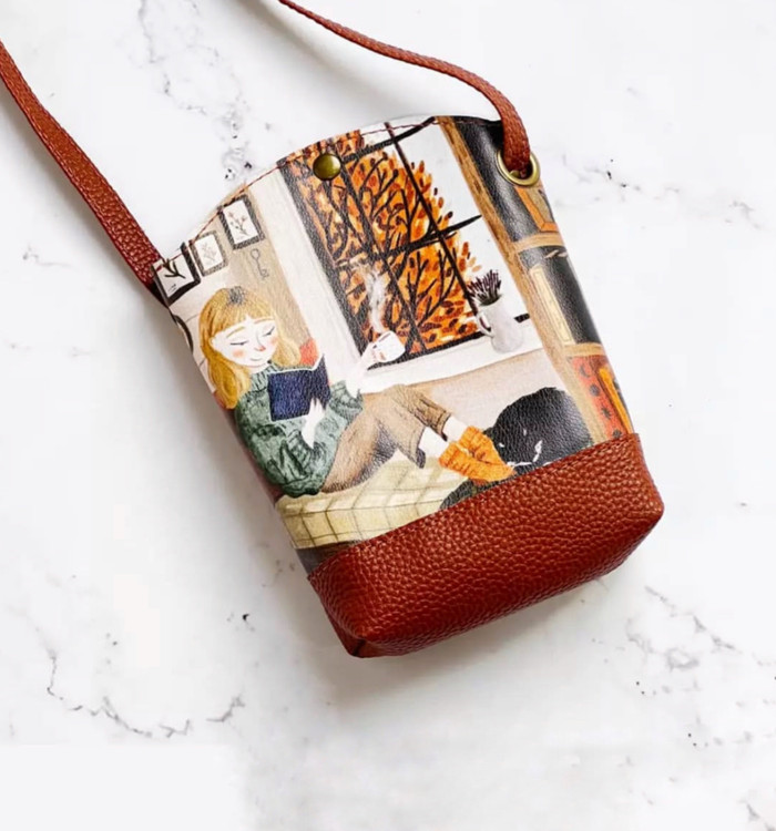 کیف دوشی دخترانه